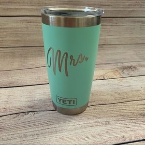"Mrs" Seafoam Yeti 20 oz Tumbler w/ Magslider Lid